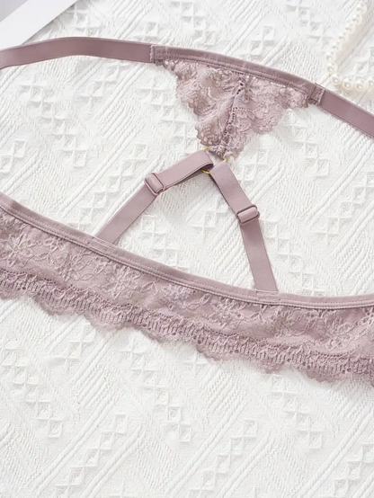 3-piece set of French-style front-closure push-up bras