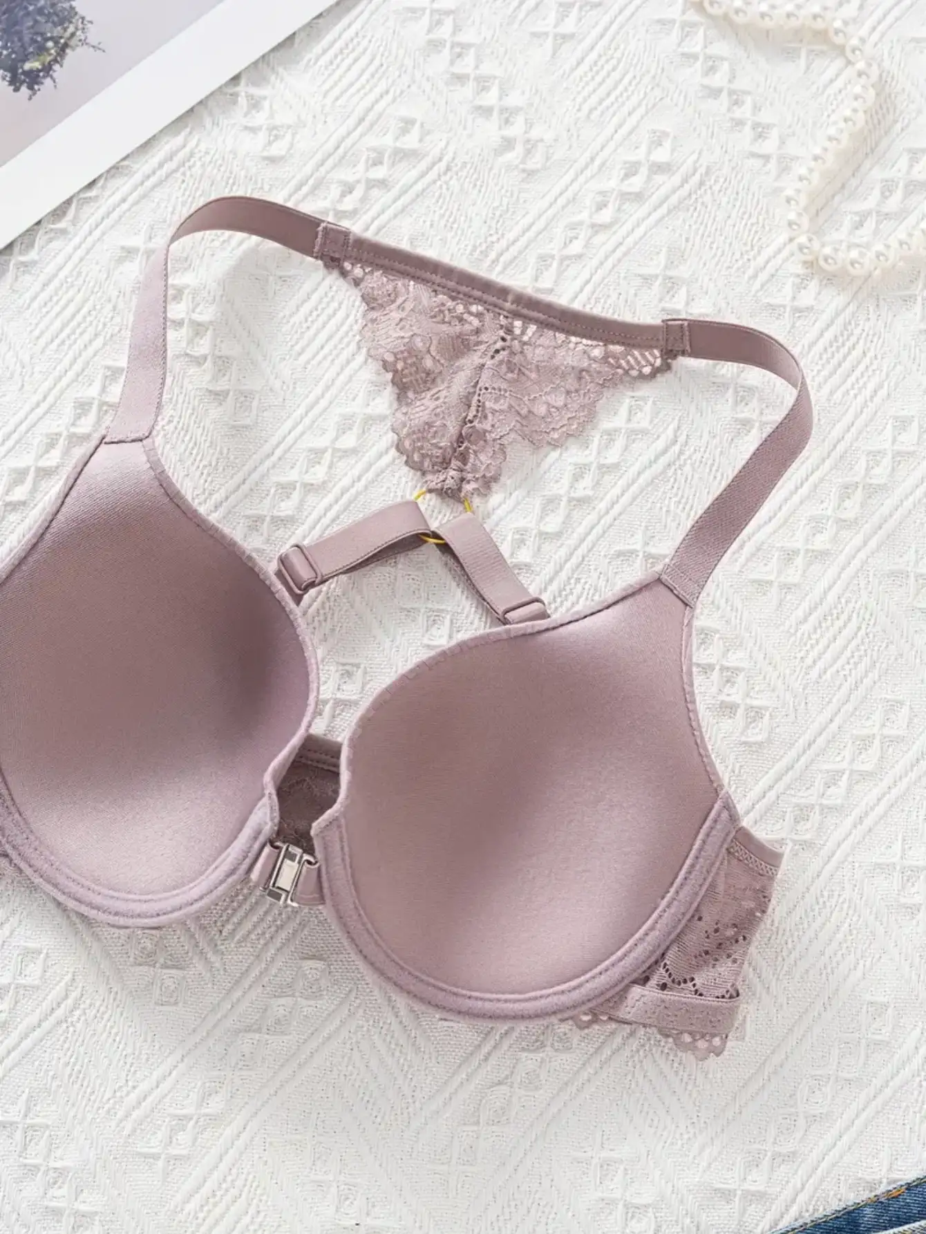 3-piece set of French-style front-closure push-up bras