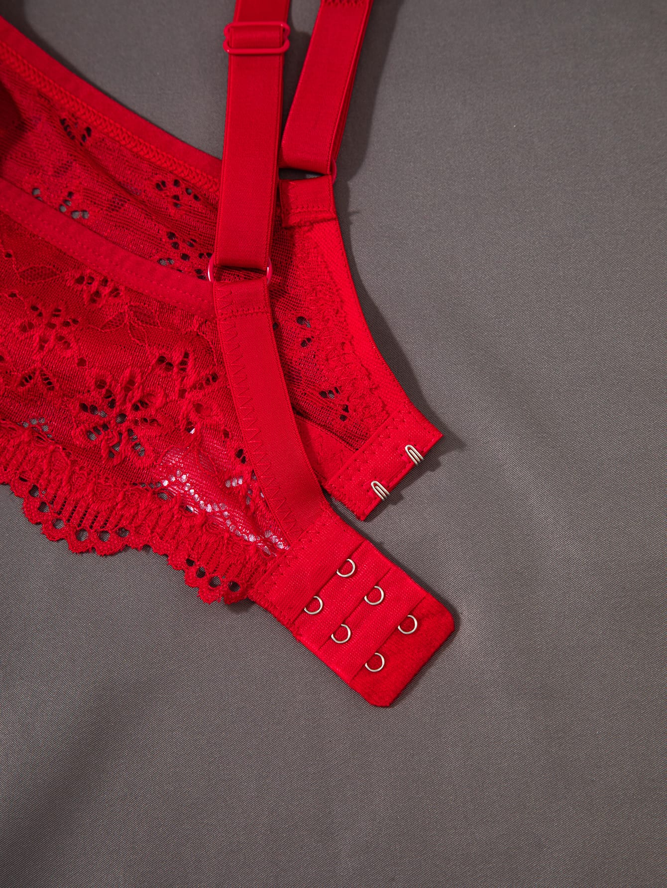 3-piece set of women's lace underwire bras