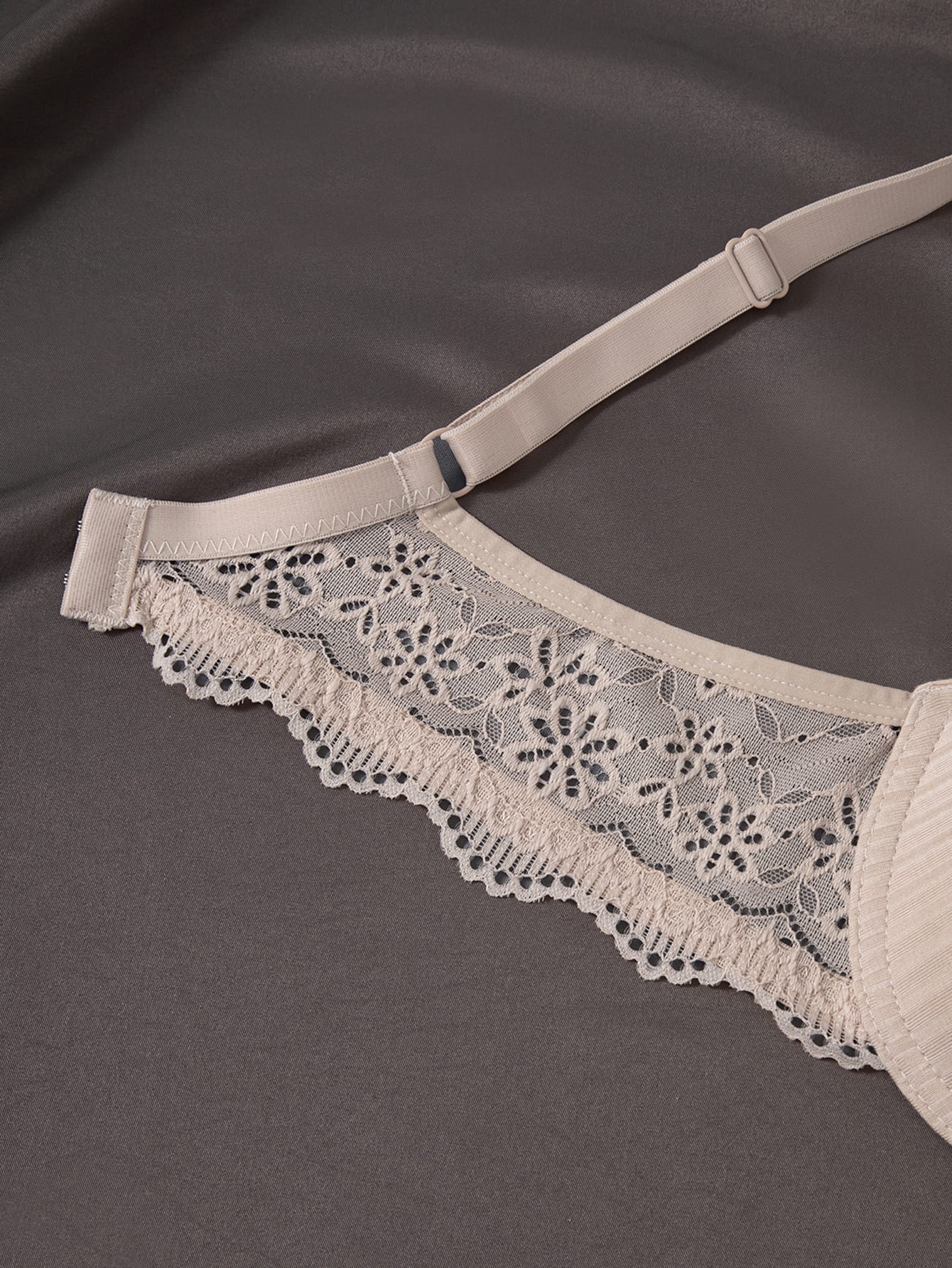 3-piece set lace underwire push-up bras