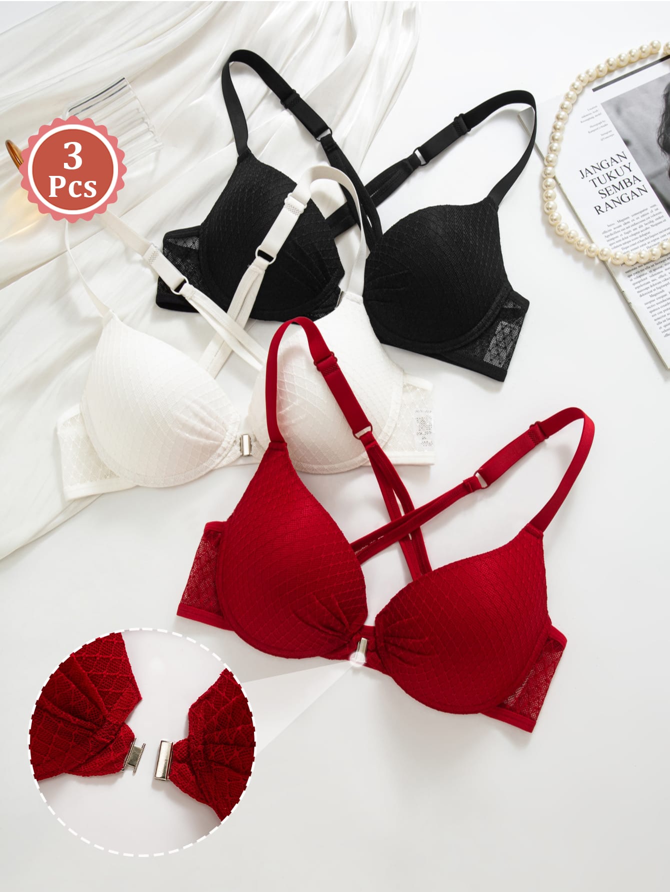 3-piece set of women's front breasted bra