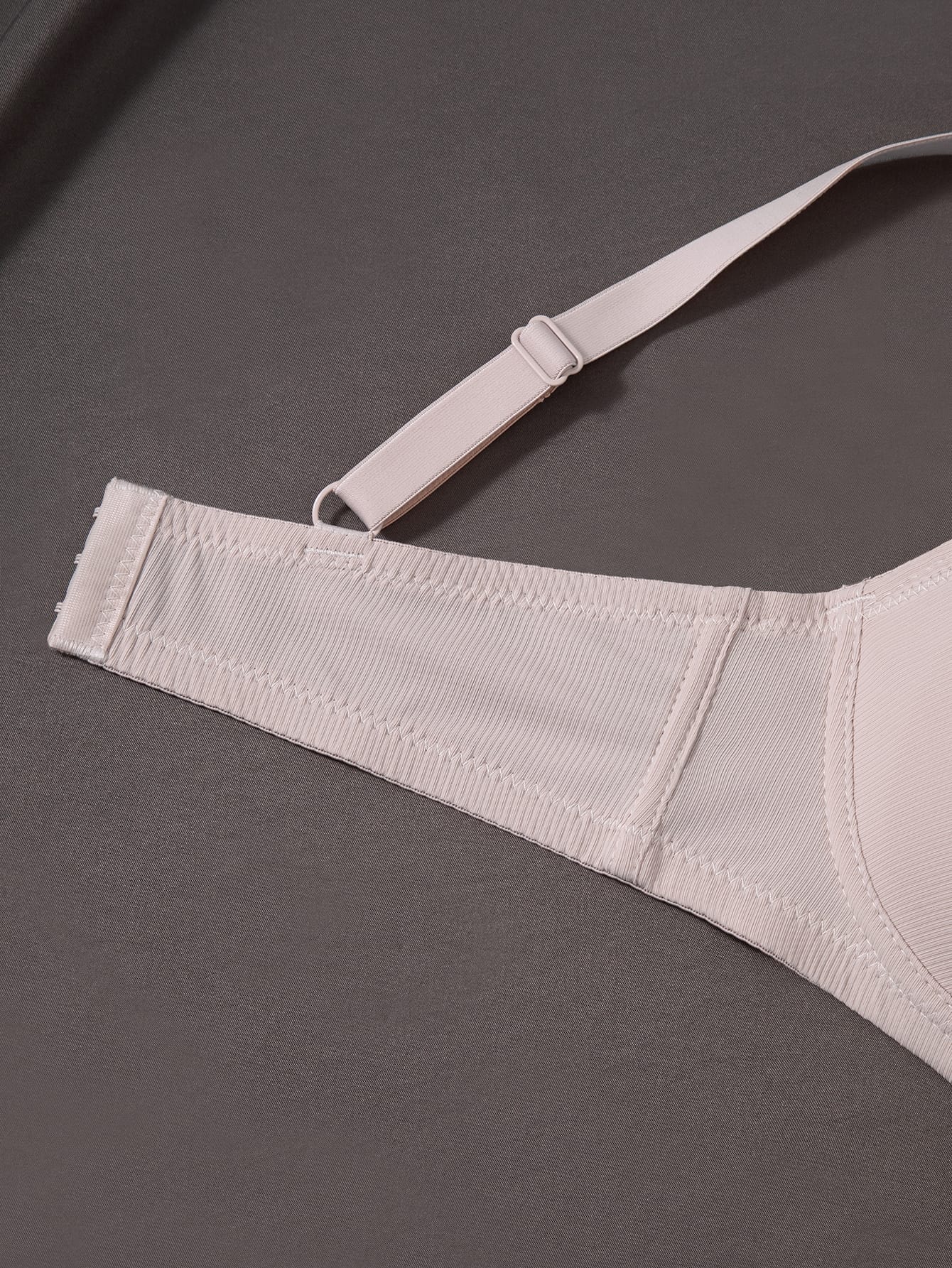 3-piece set of women's underwire front-closure bras