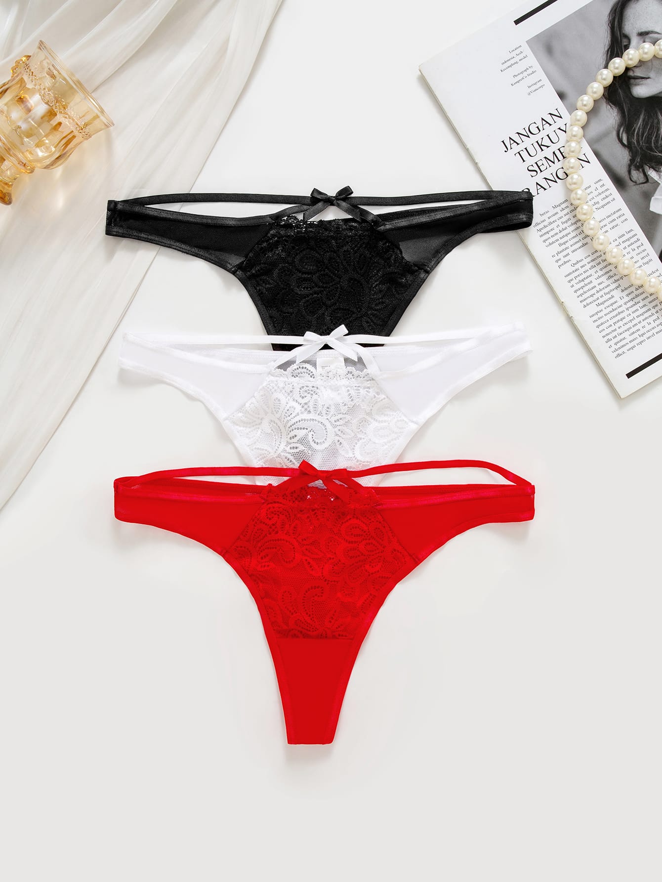 3-piece set of sexy bow lace thong underwear